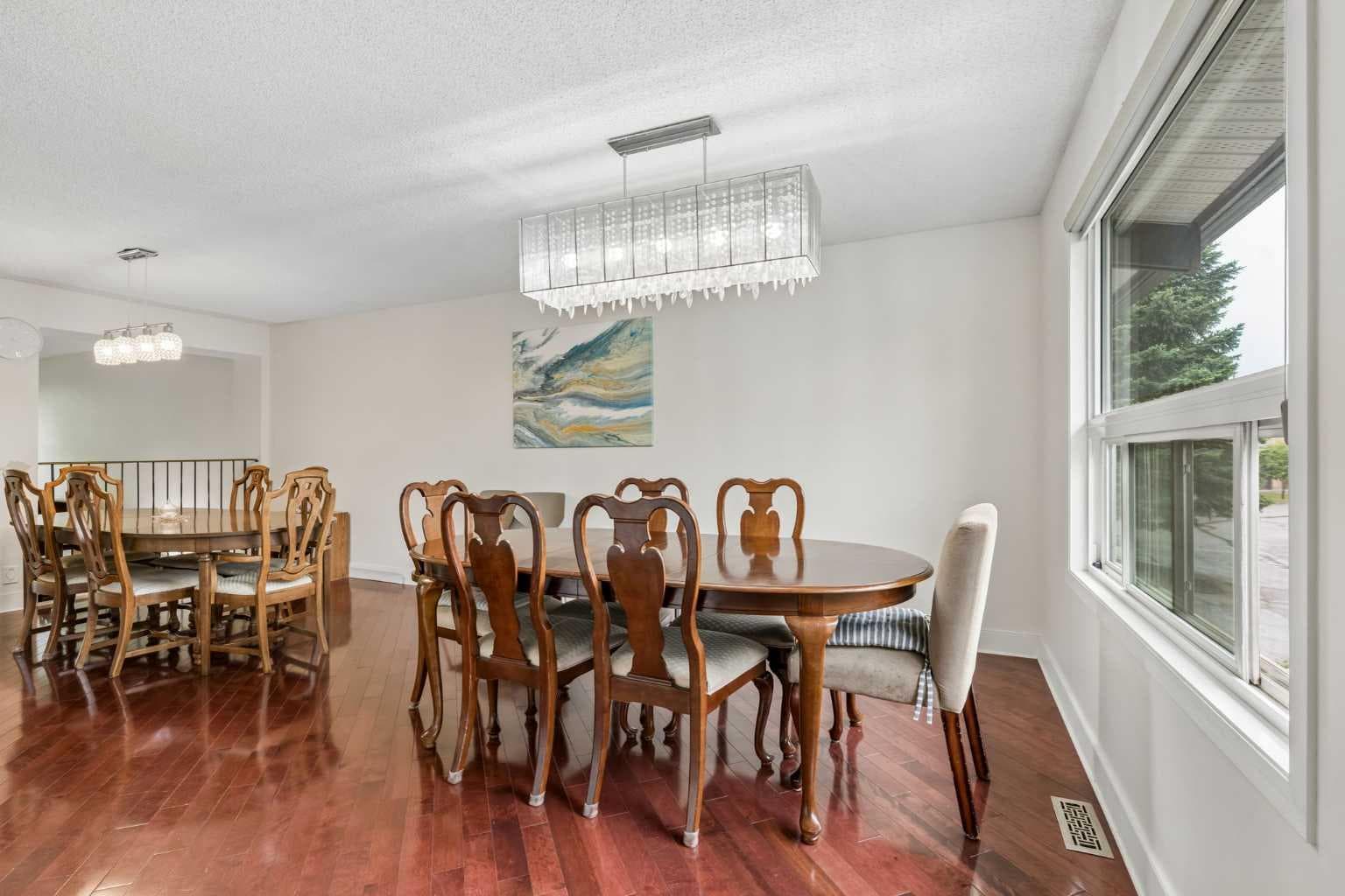 25, 1011 Canterbury Drive SW