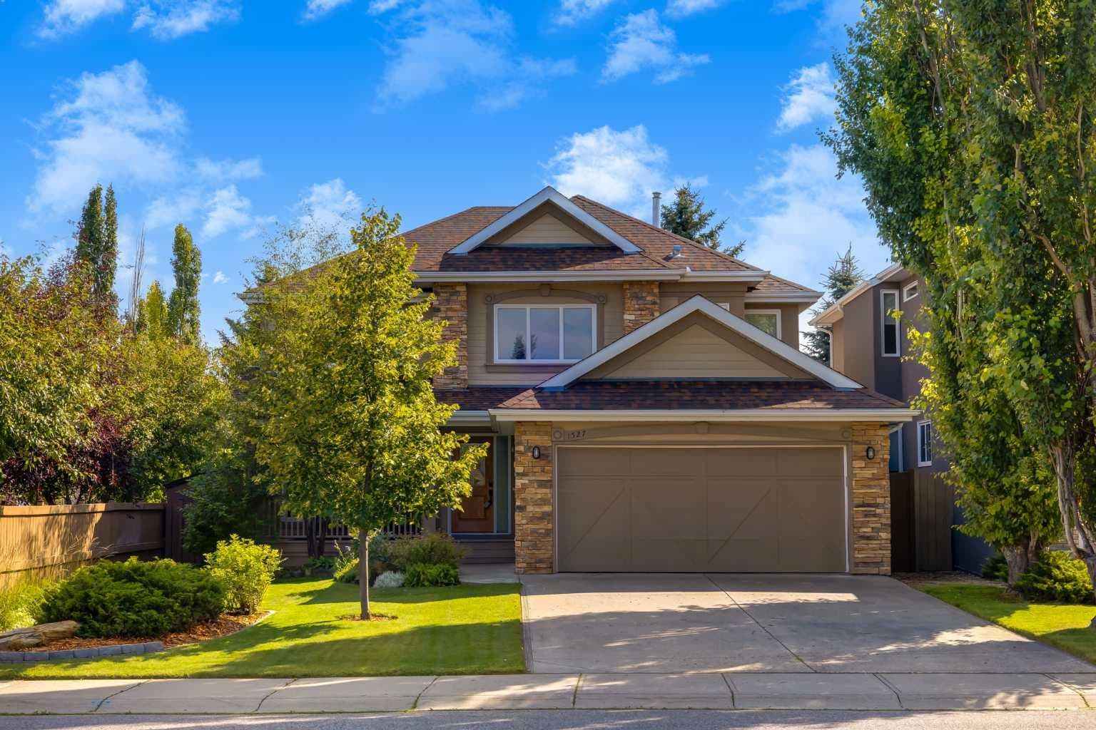 1527 Evergreen Drive SW