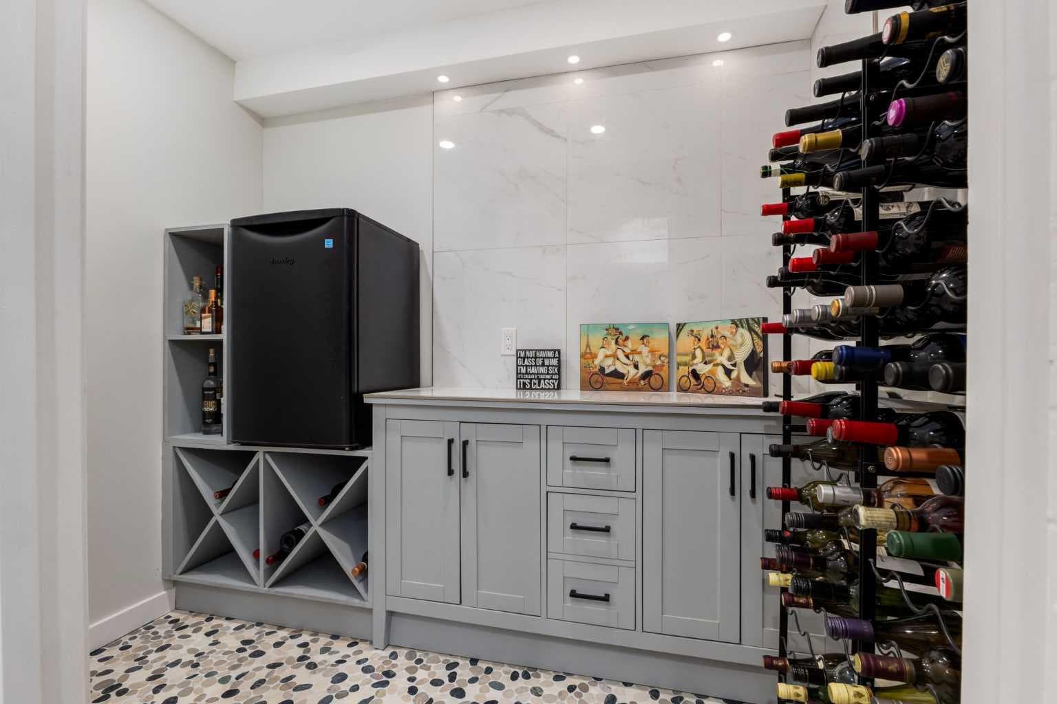 1527 Evergreen Drive SW
