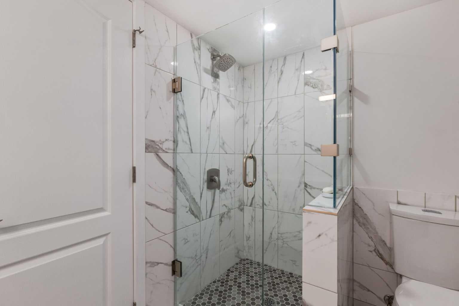 1527 Evergreen Drive SW