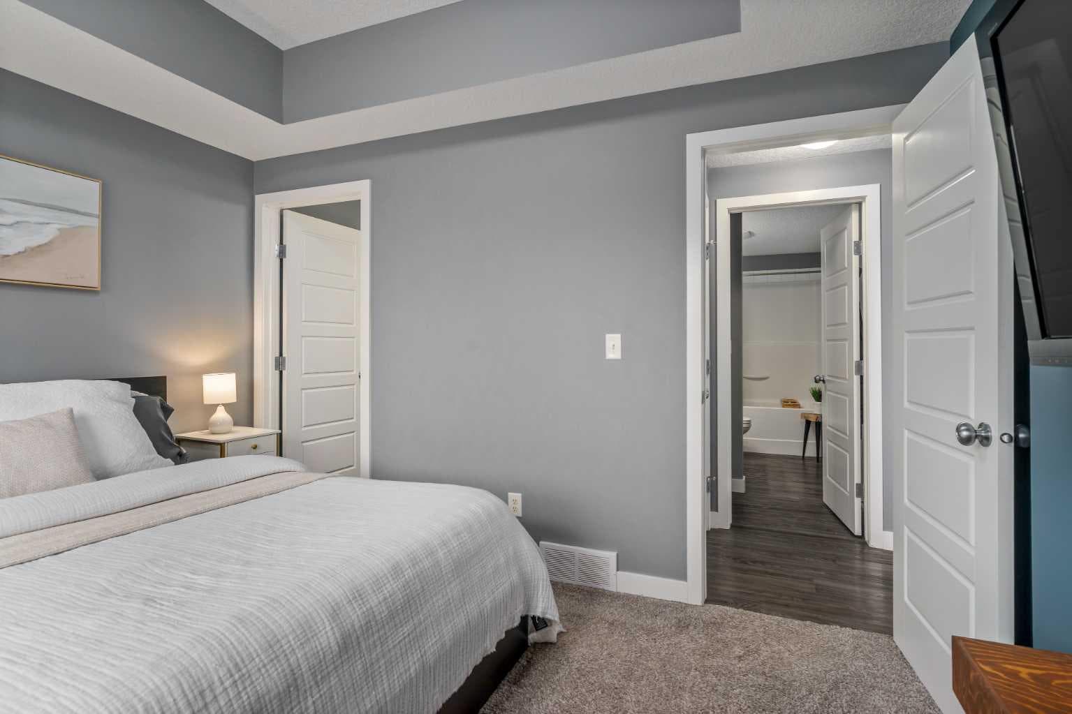 1324, 2461 Baysprings Link SW