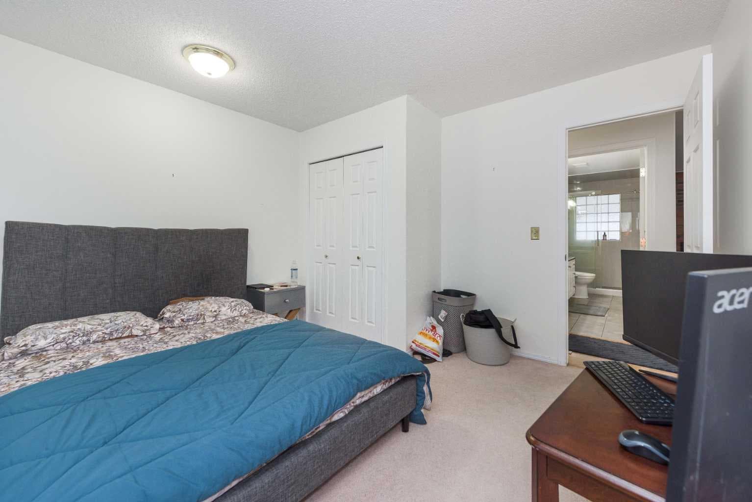 233239 Glenmore View Road 