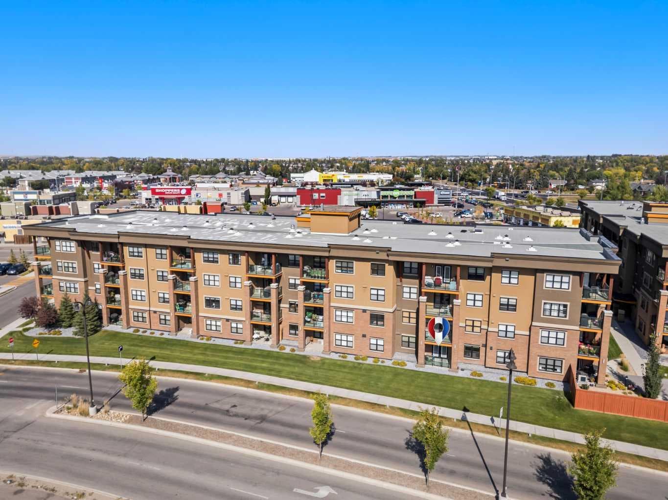 2105, 10 Market Boulevard SE
