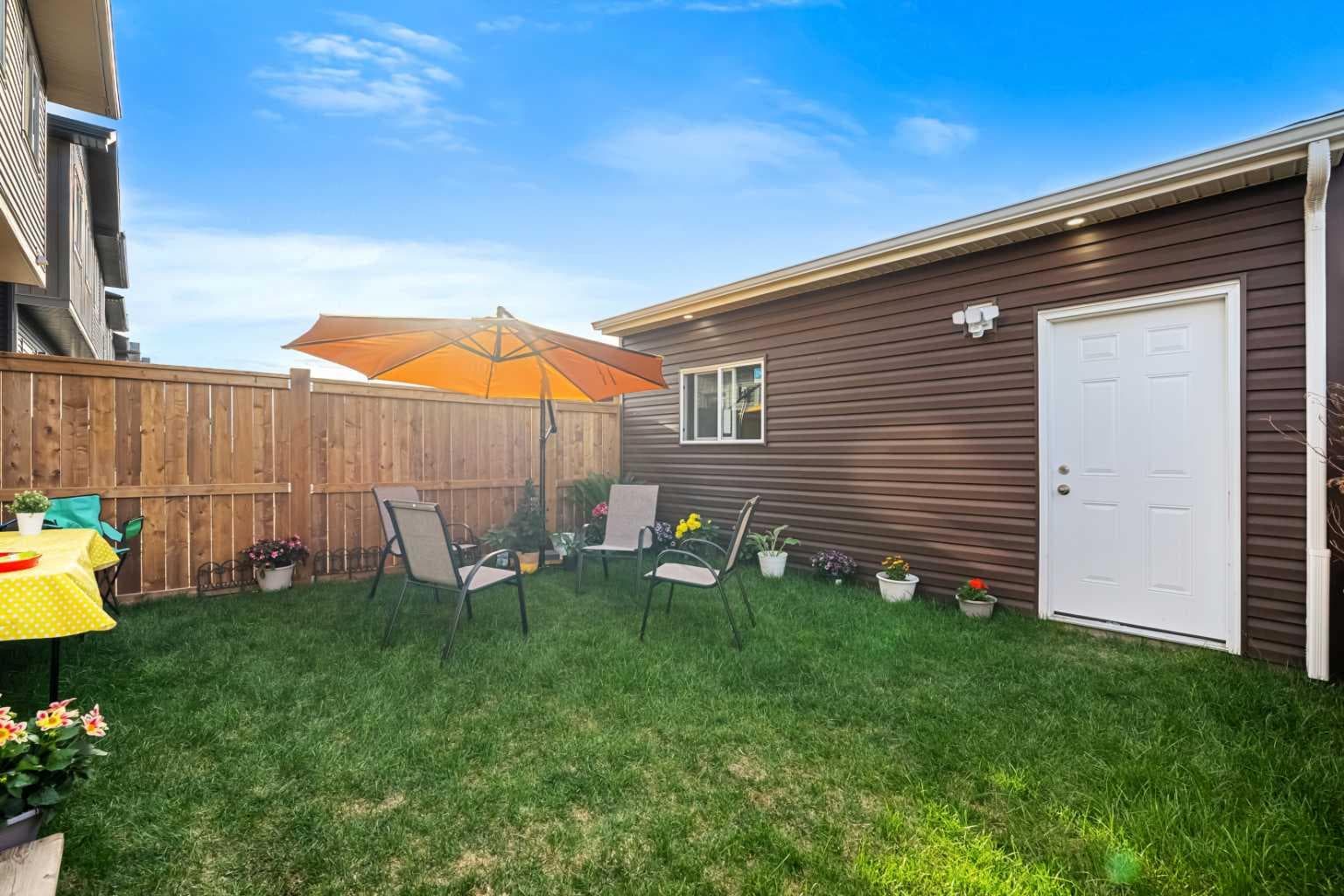 262 Midgrove Mews SW