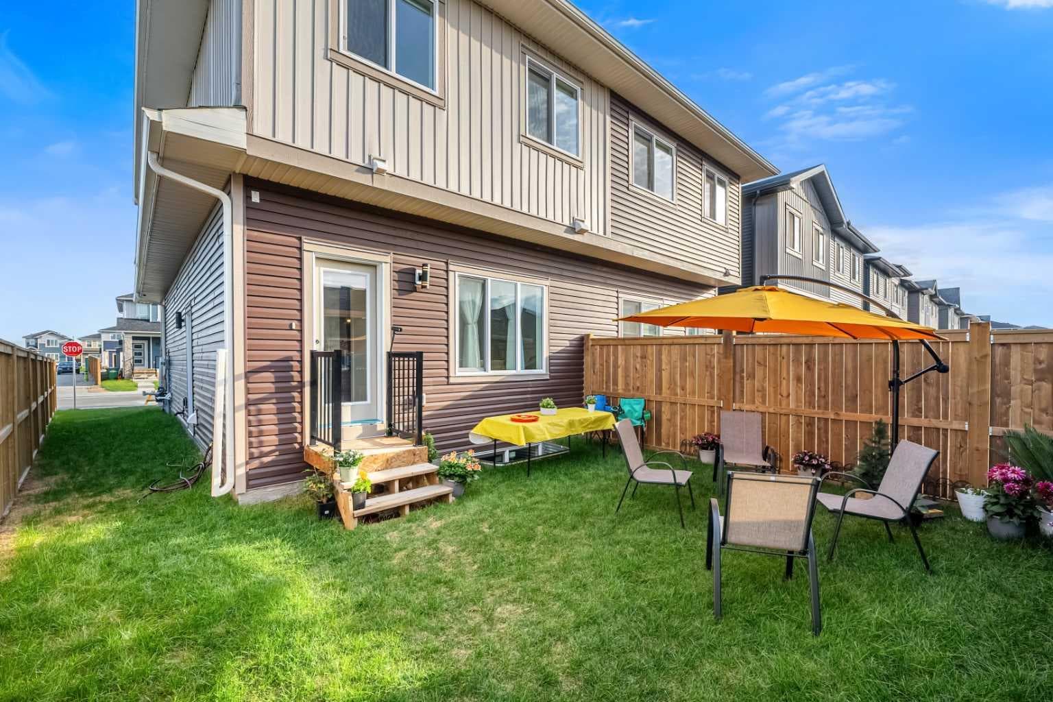262 Midgrove Mews SW