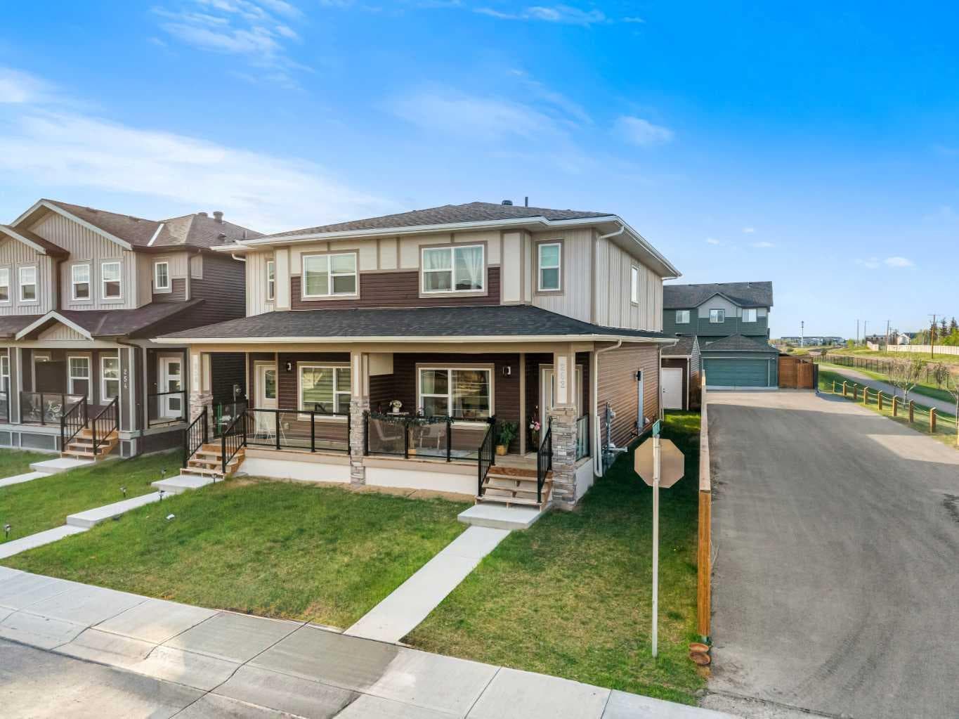 262 Midgrove Mews SW