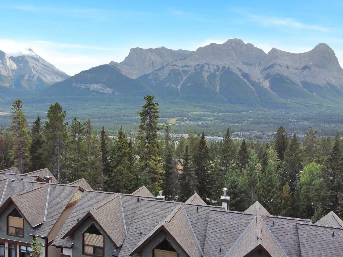 11, 137 Wapiti Close 
