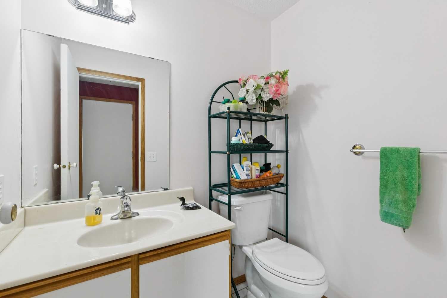 316 Queenston Heights SE