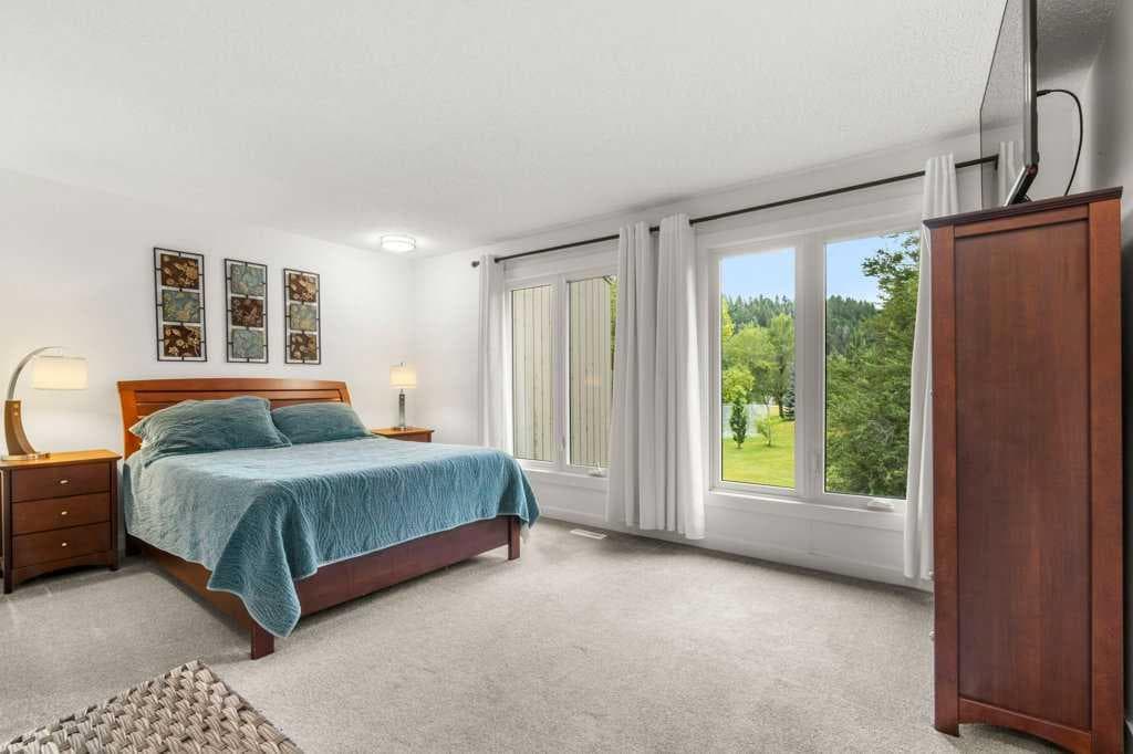 3909 Point Mckay Road NW