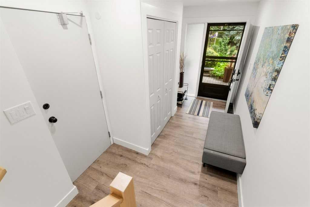 3909 Point Mckay Road NW