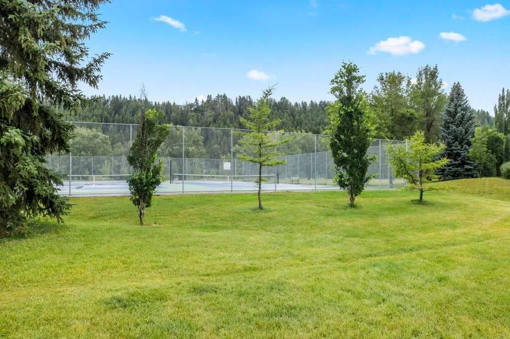3909 Point Mckay Road NW