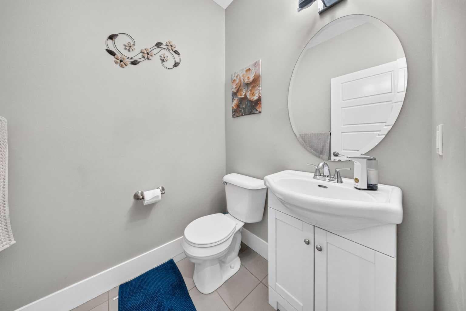 160 Kinniburgh Circle 