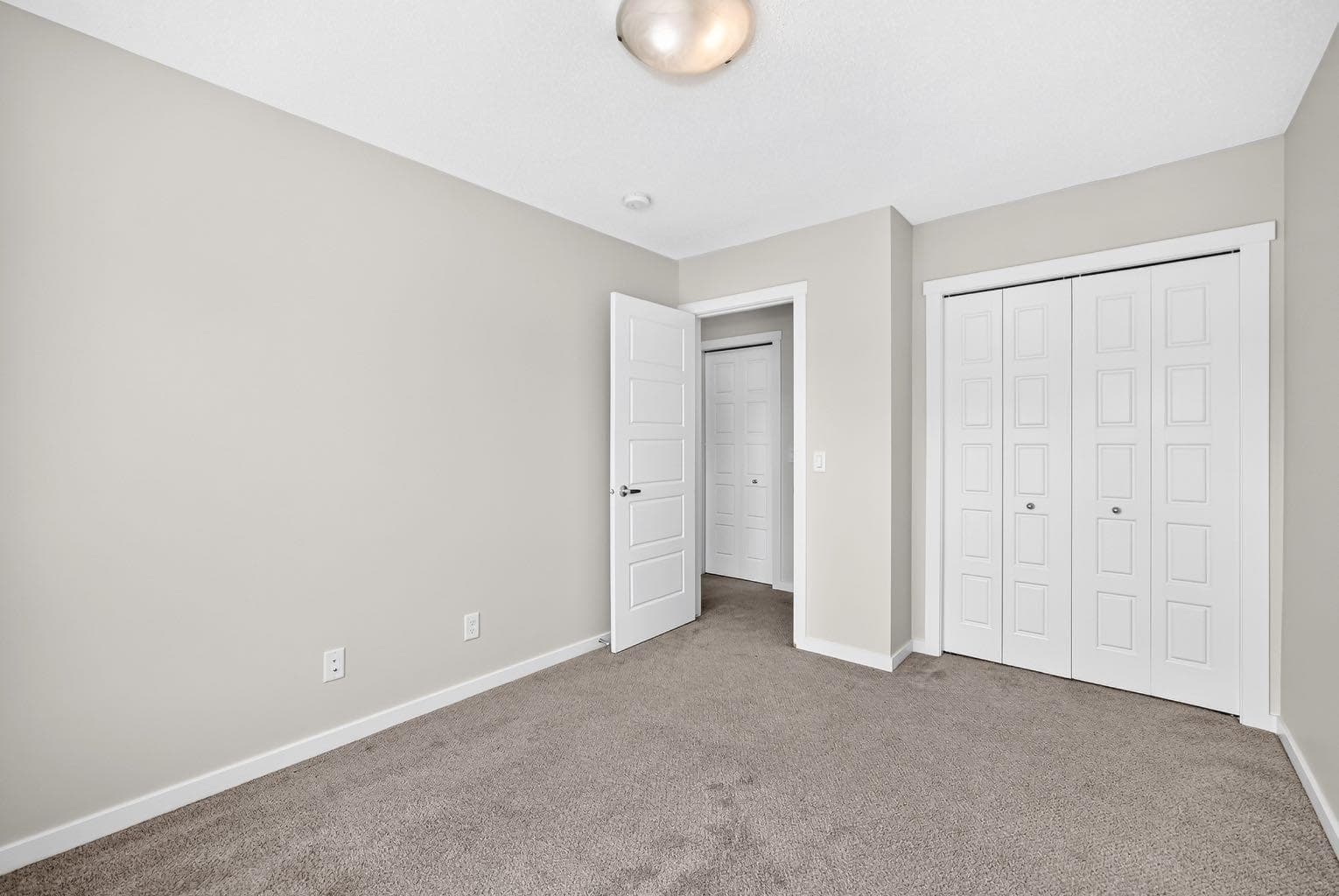 428 Cranbrook Square SE