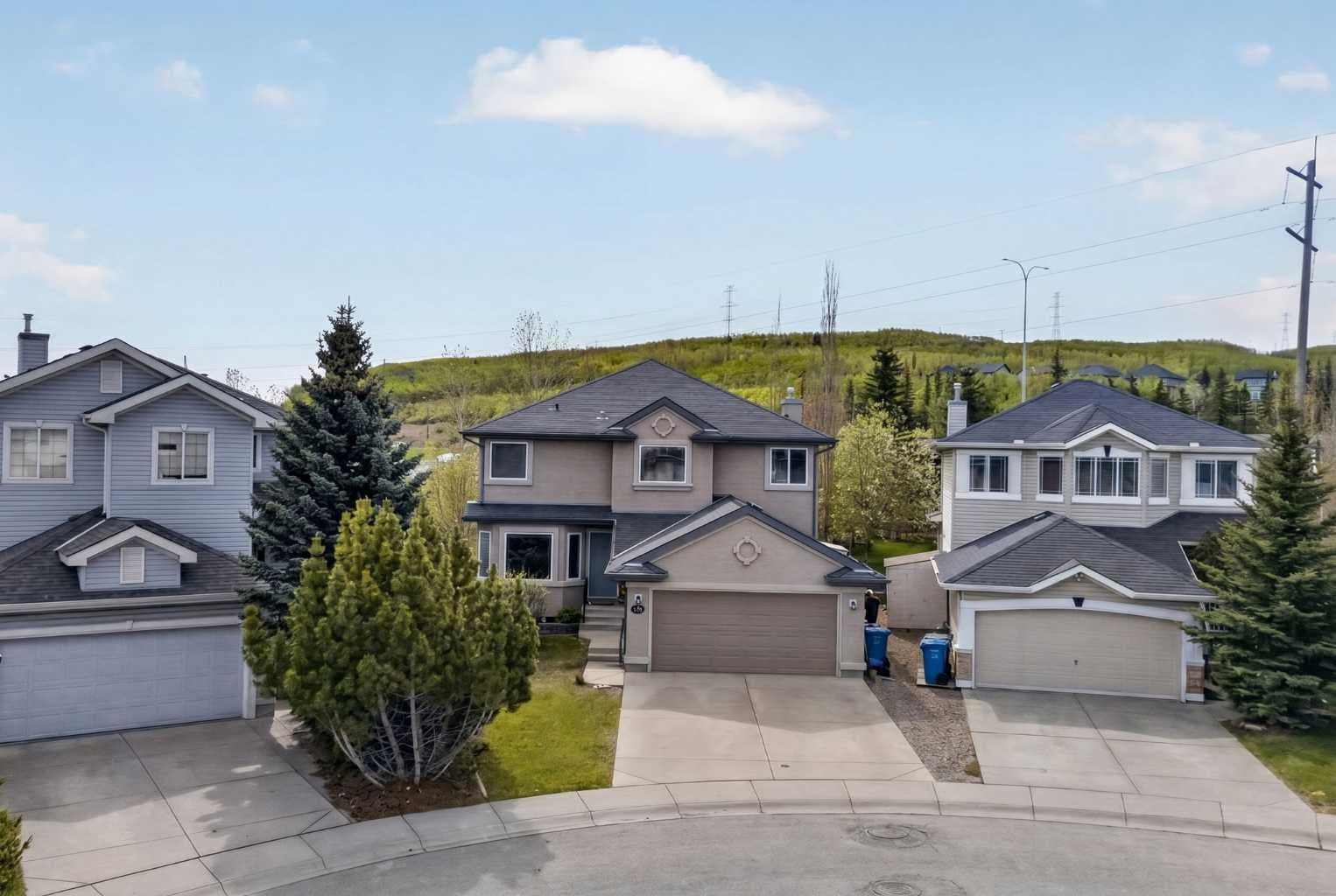 112 Valley Stream Close NW