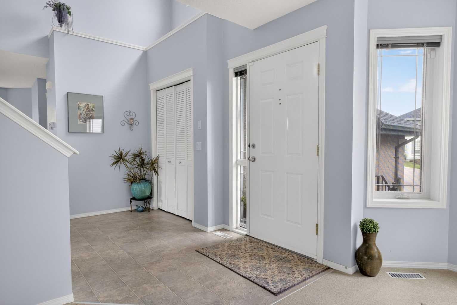 112 Valley Stream Close NW