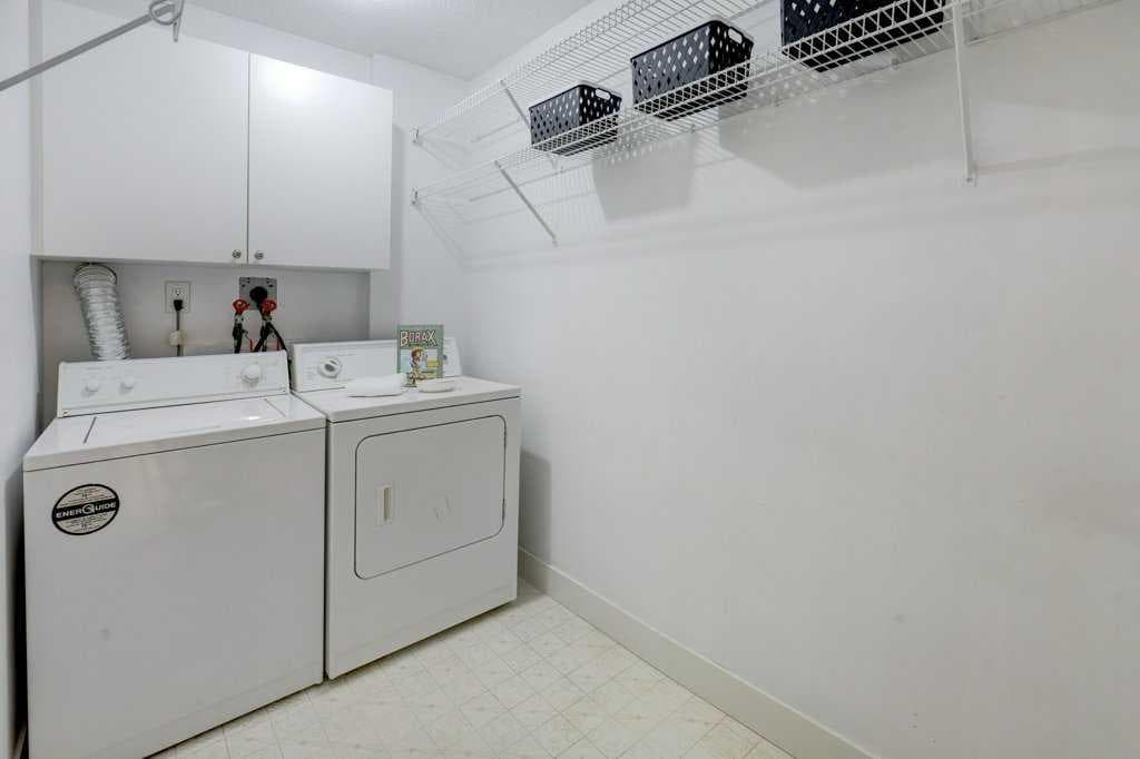 1405, 201 Braeglen Close SW