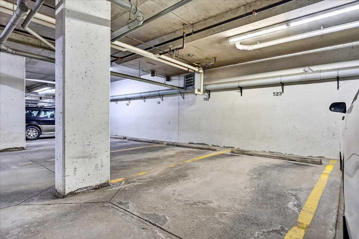 303, 70 Royal Oak Plaza NW