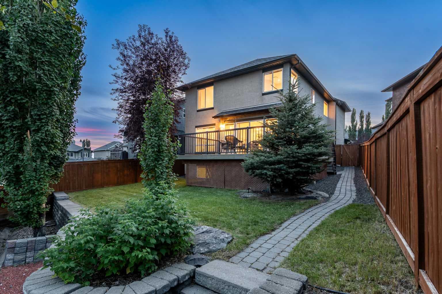 10 Aspen Stone Mews SW