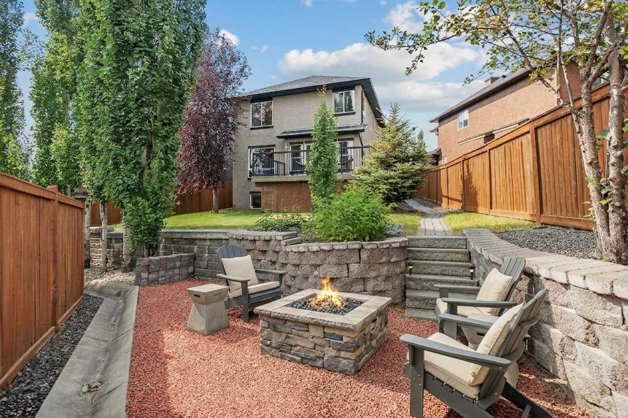 10 Aspen Stone Mews SW