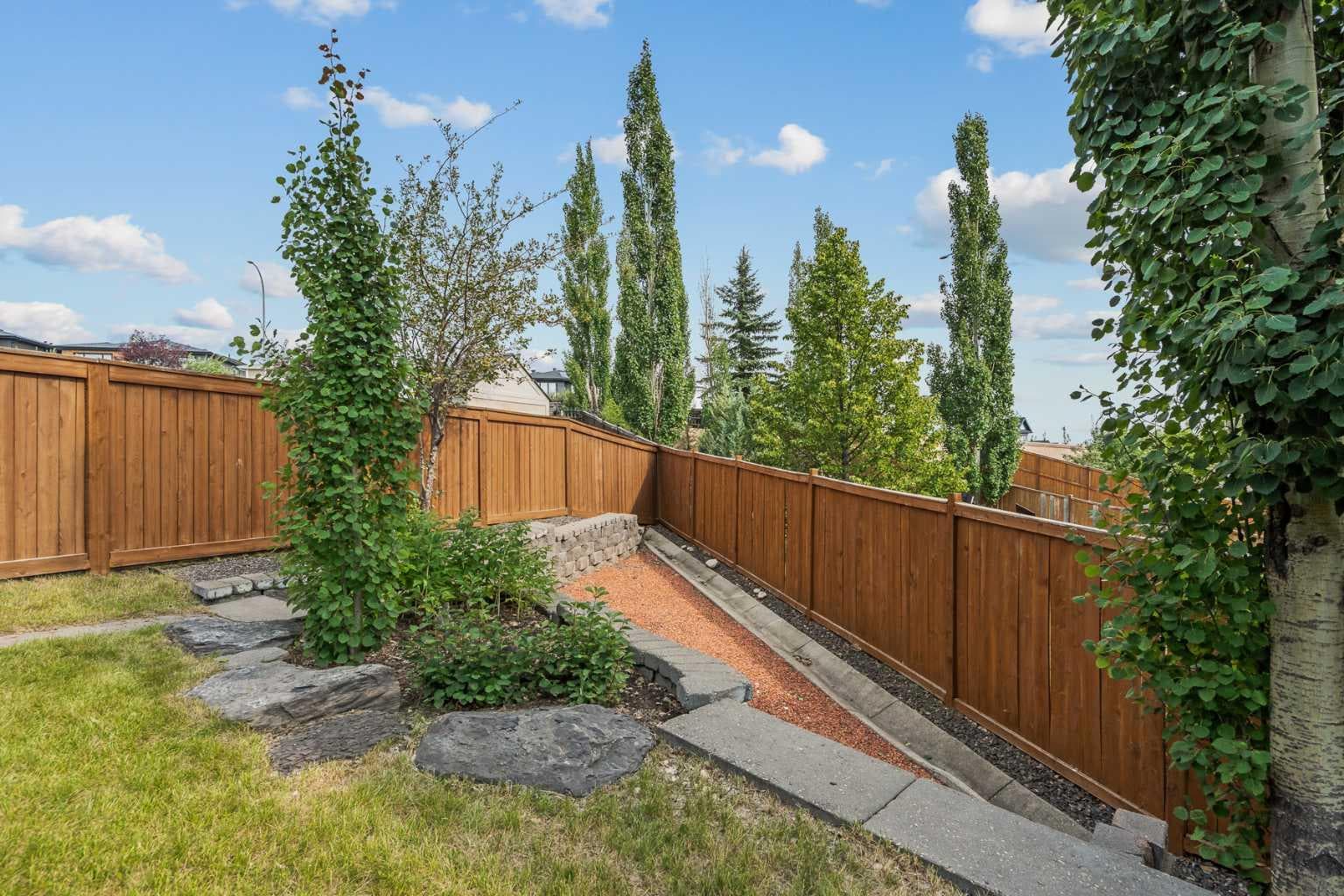 10 Aspen Stone Mews SW