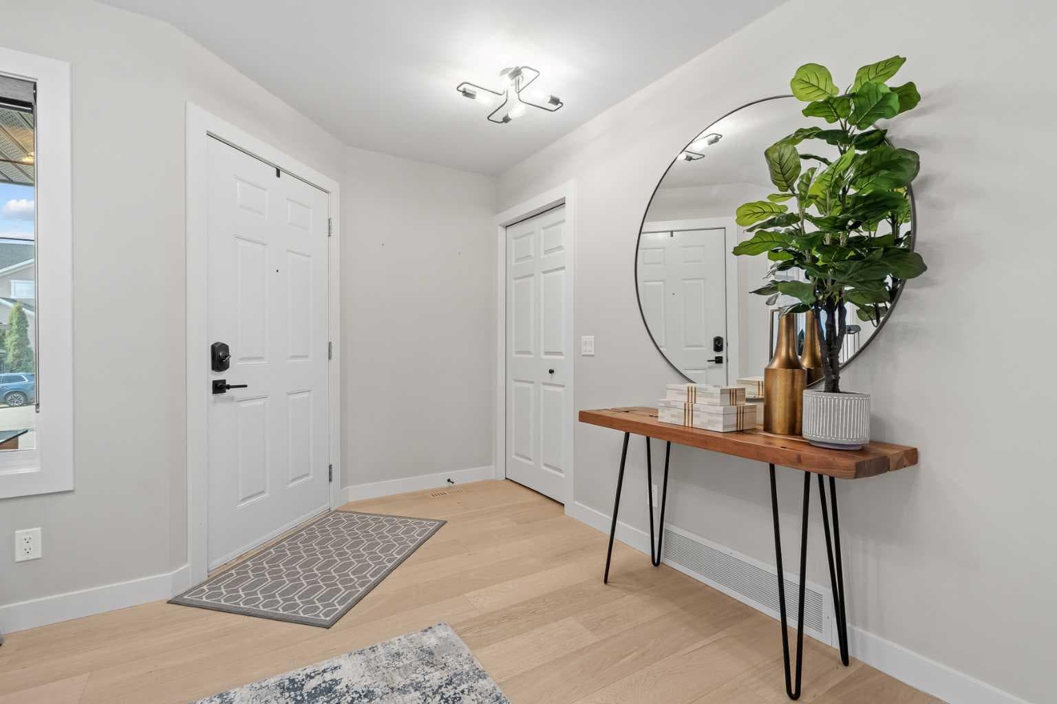 10 Aspen Stone Mews SW
