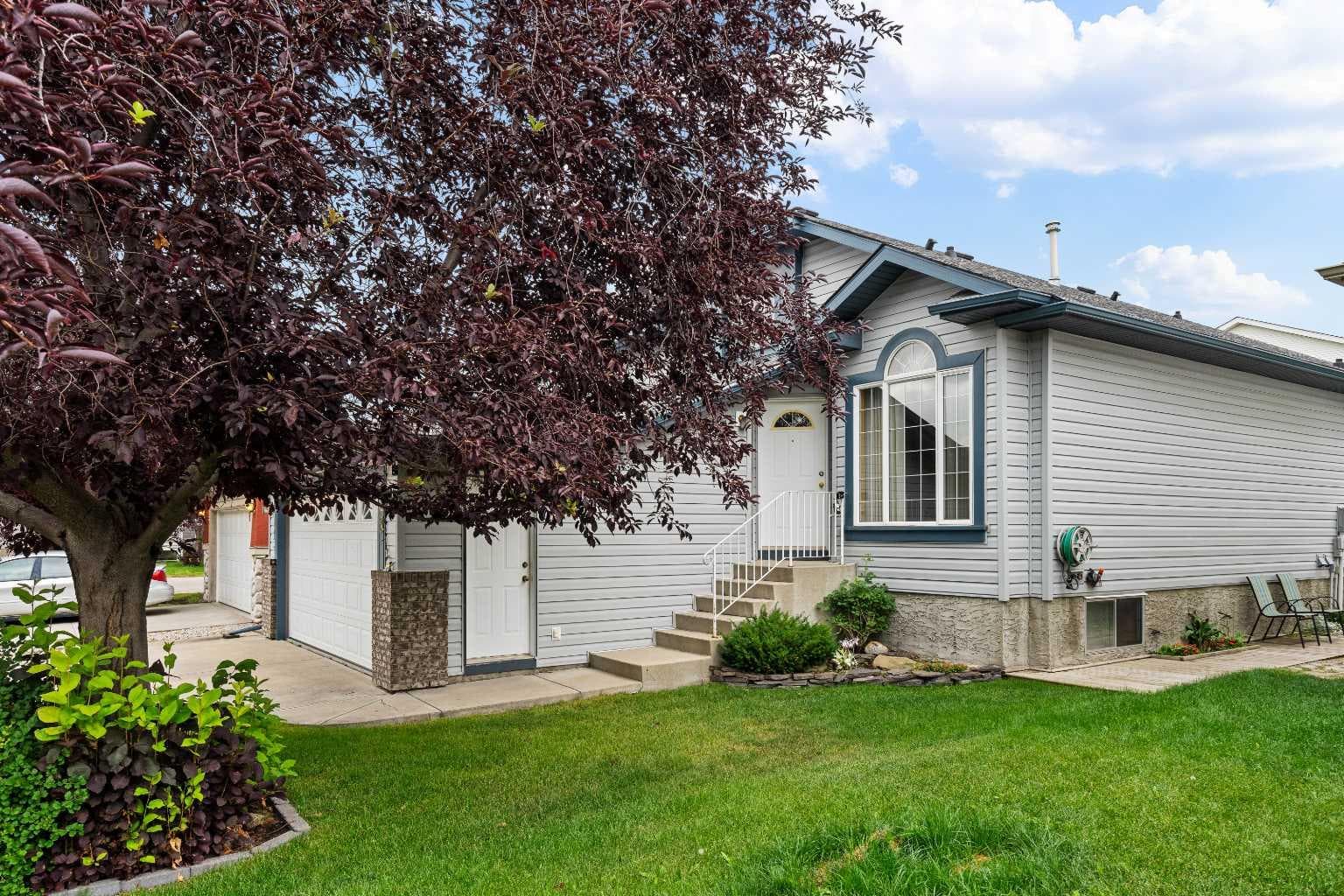83 Silver Creek Boulevard NW