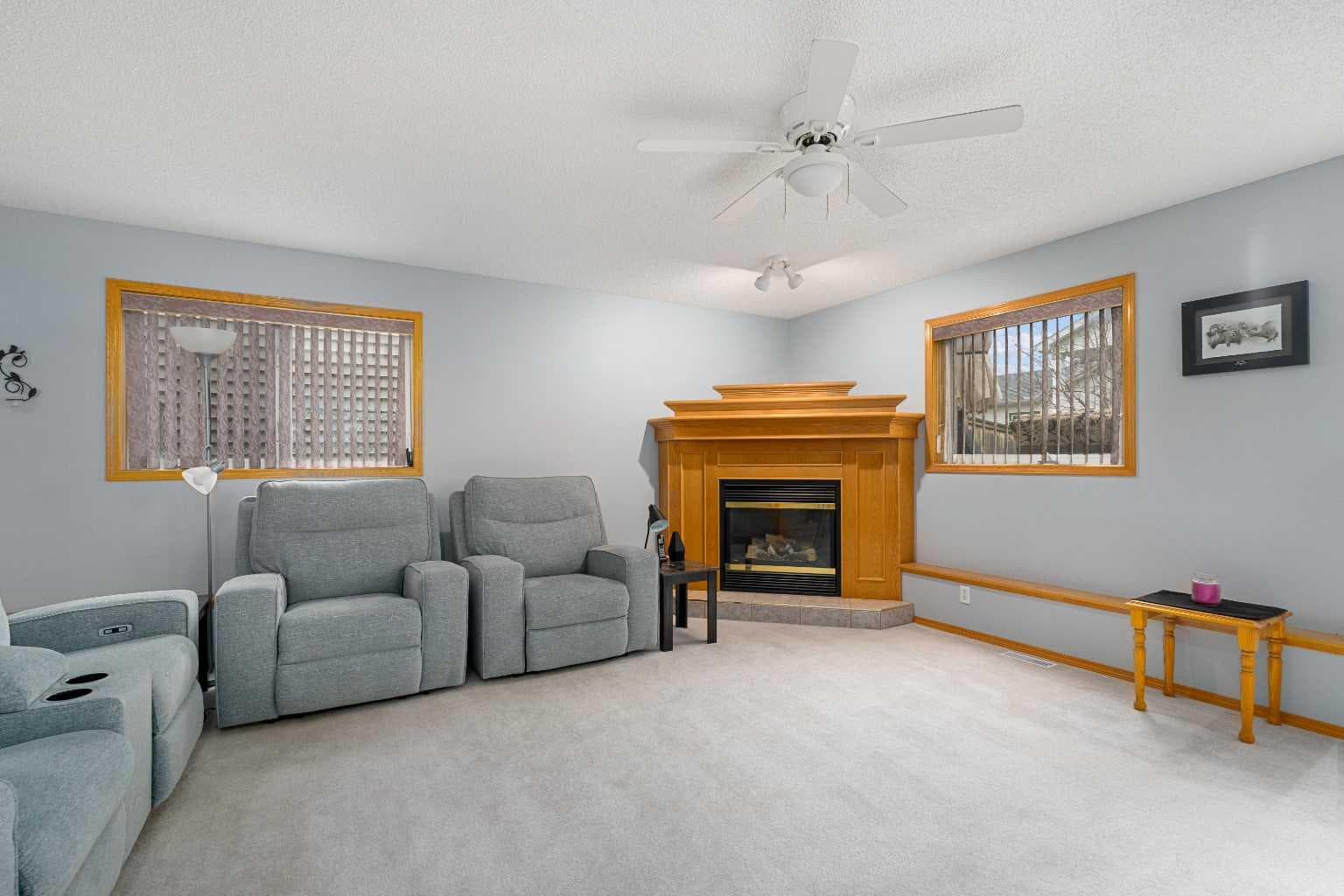83 Silver Creek Boulevard NW