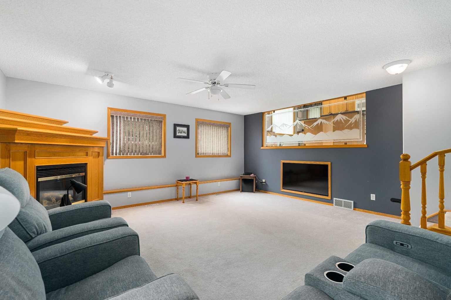 83 Silver Creek Boulevard NW