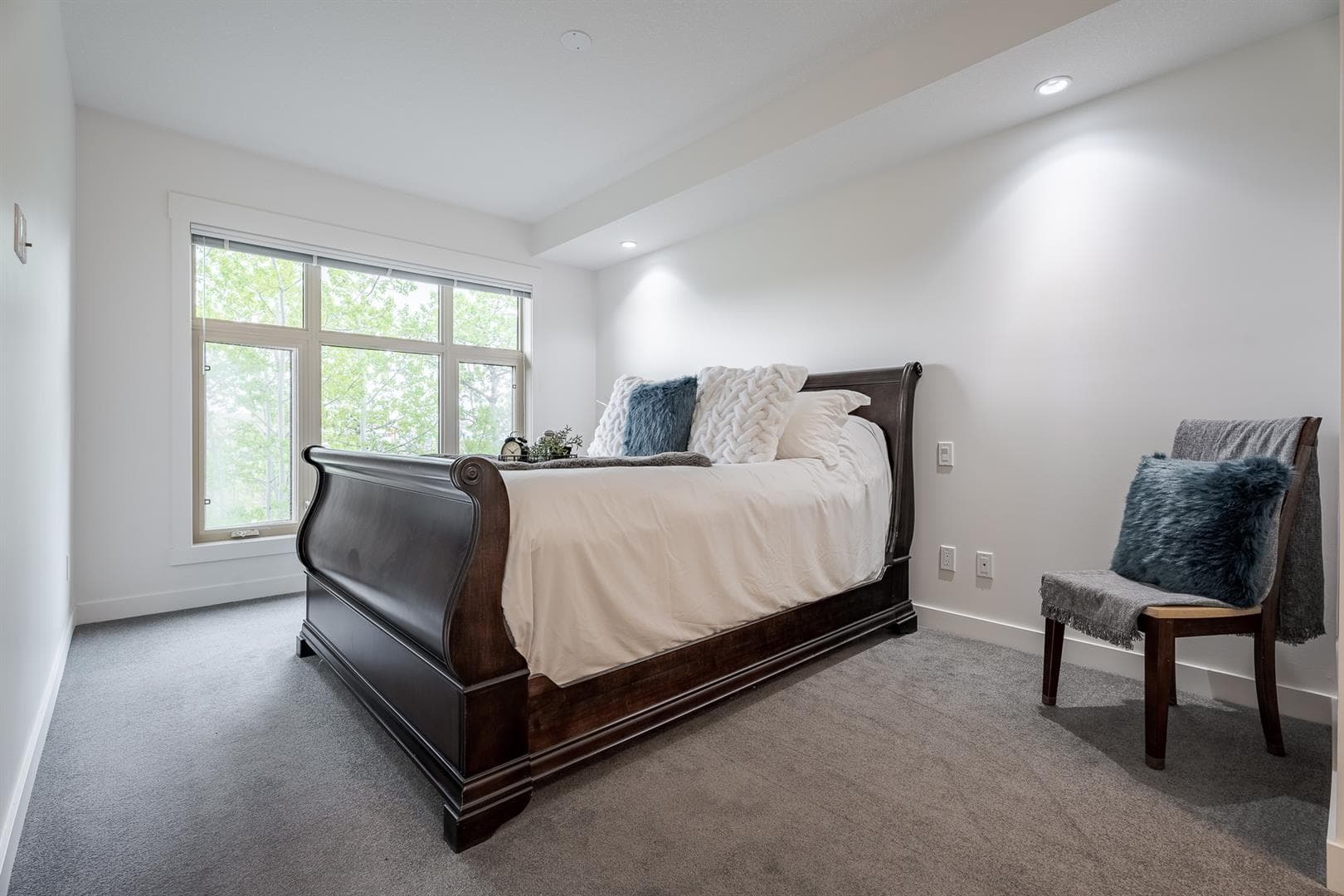 209, 45 Aspenmont Heights SW