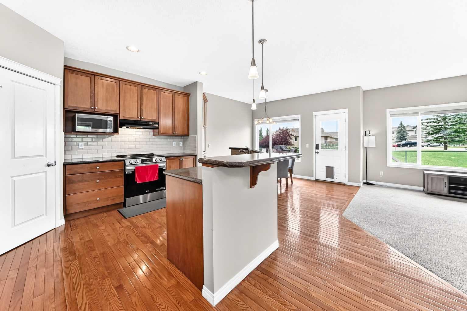 316, 1 Glensummit Close SE