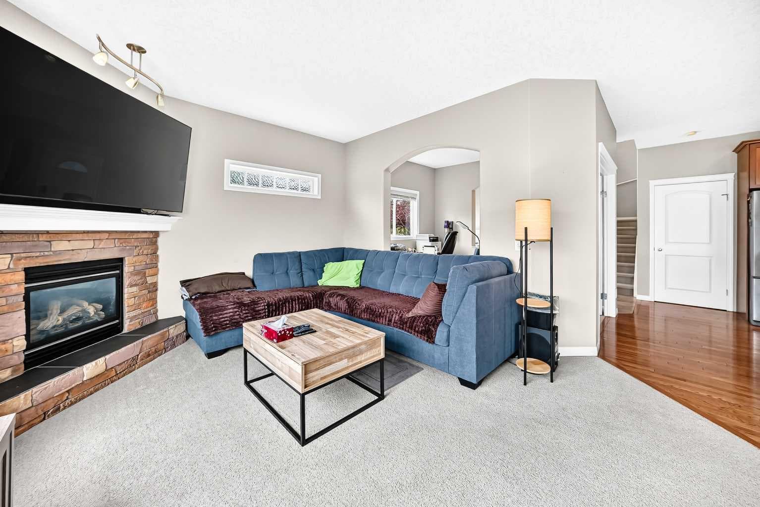316, 1 Glensummit Close SE