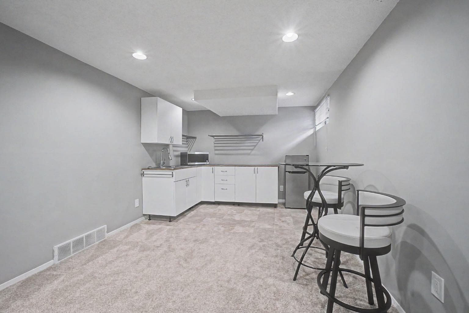 85 Rideau Close SW