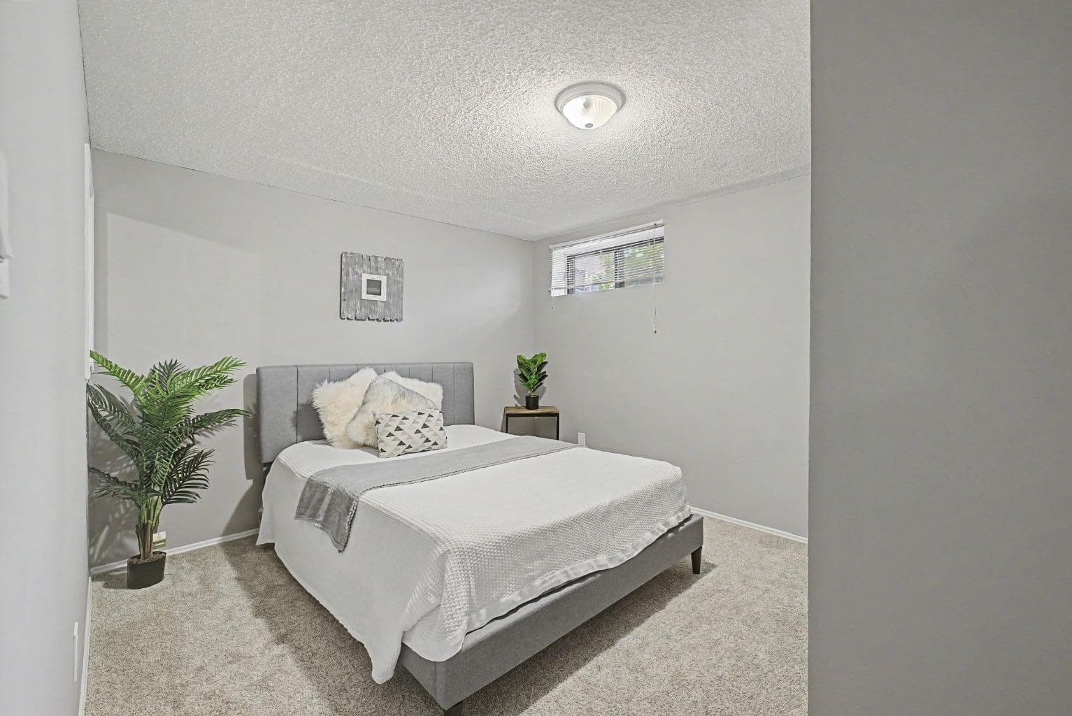 85 Rideau Close SW