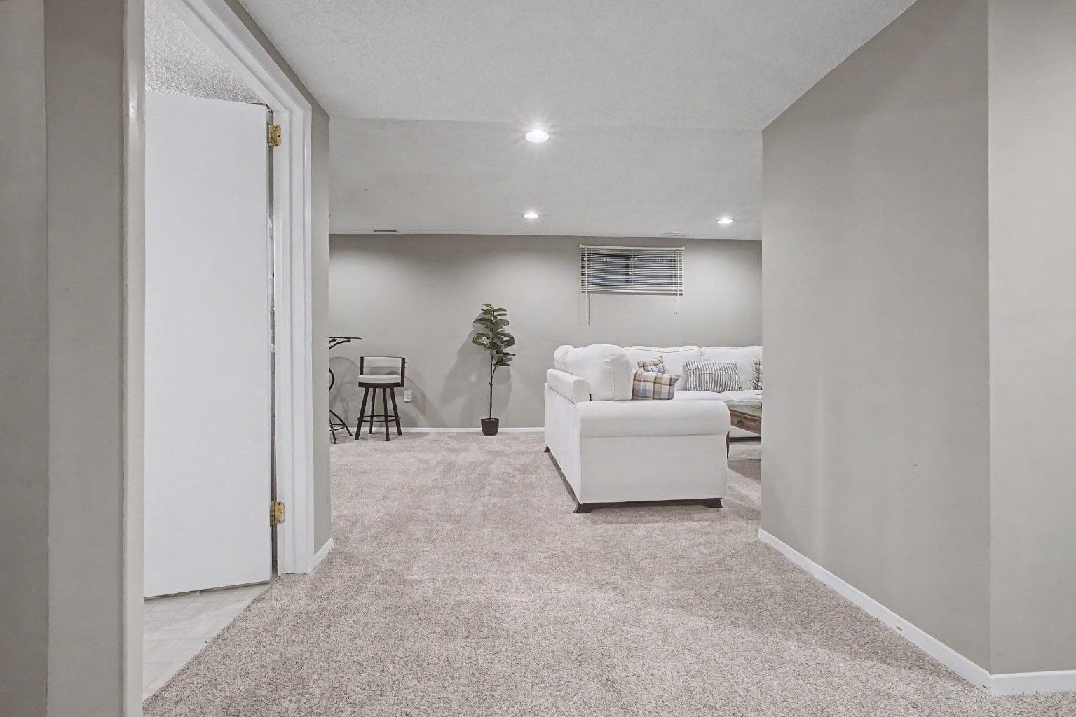 85 Rideau Close SW