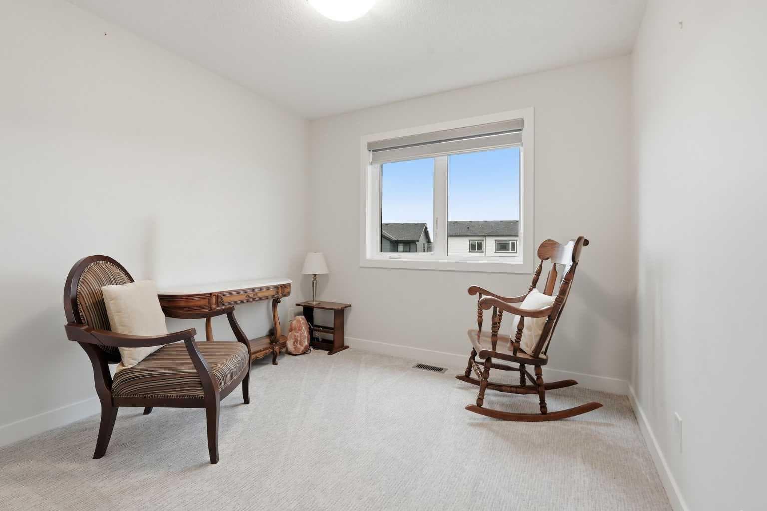 1074 Harmony Parade 