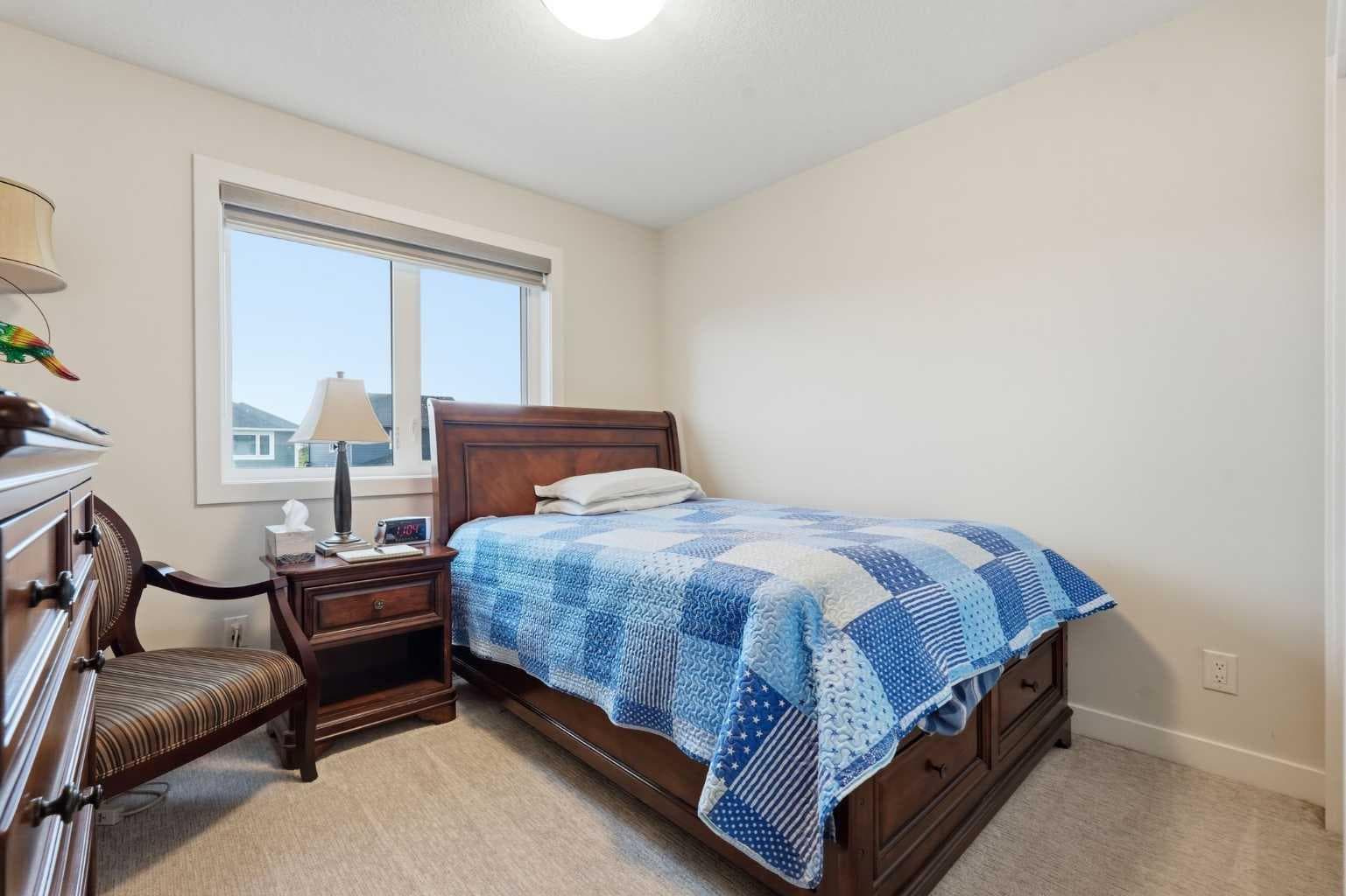 1074 Harmony Parade 