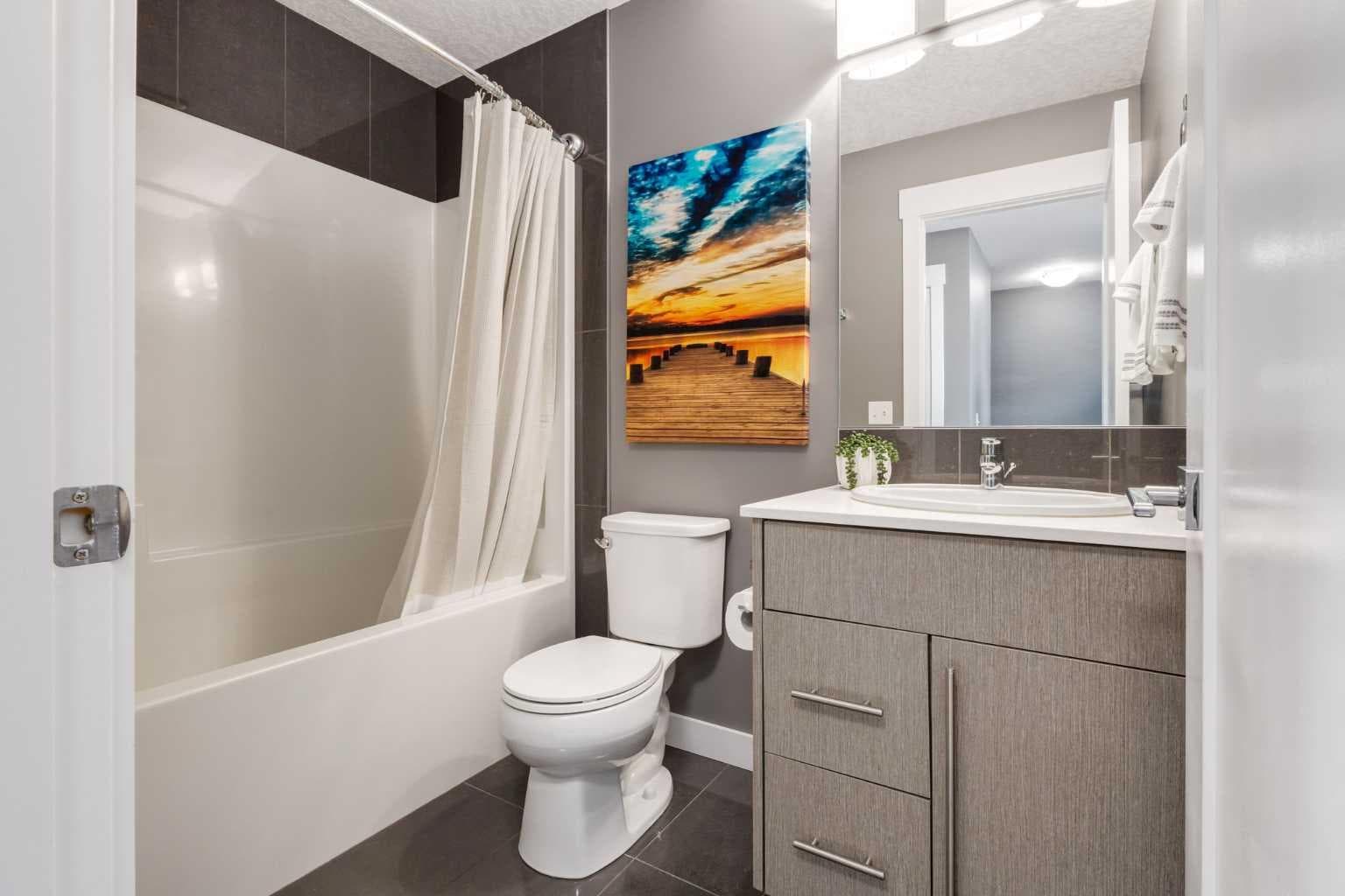 17, 111 Rainbow Falls Gate 