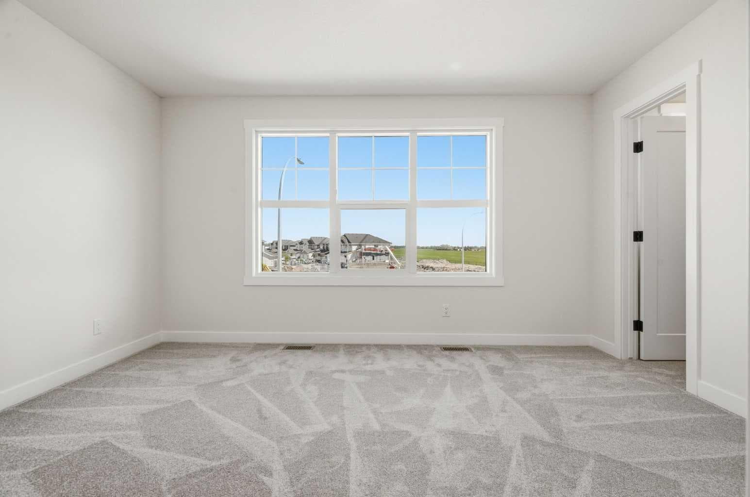 319 Kinniburgh Loop 