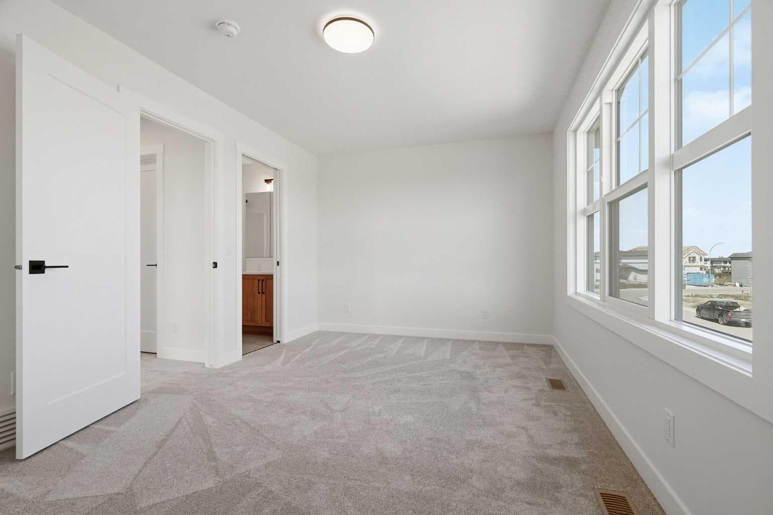 319 Kinniburgh Loop 