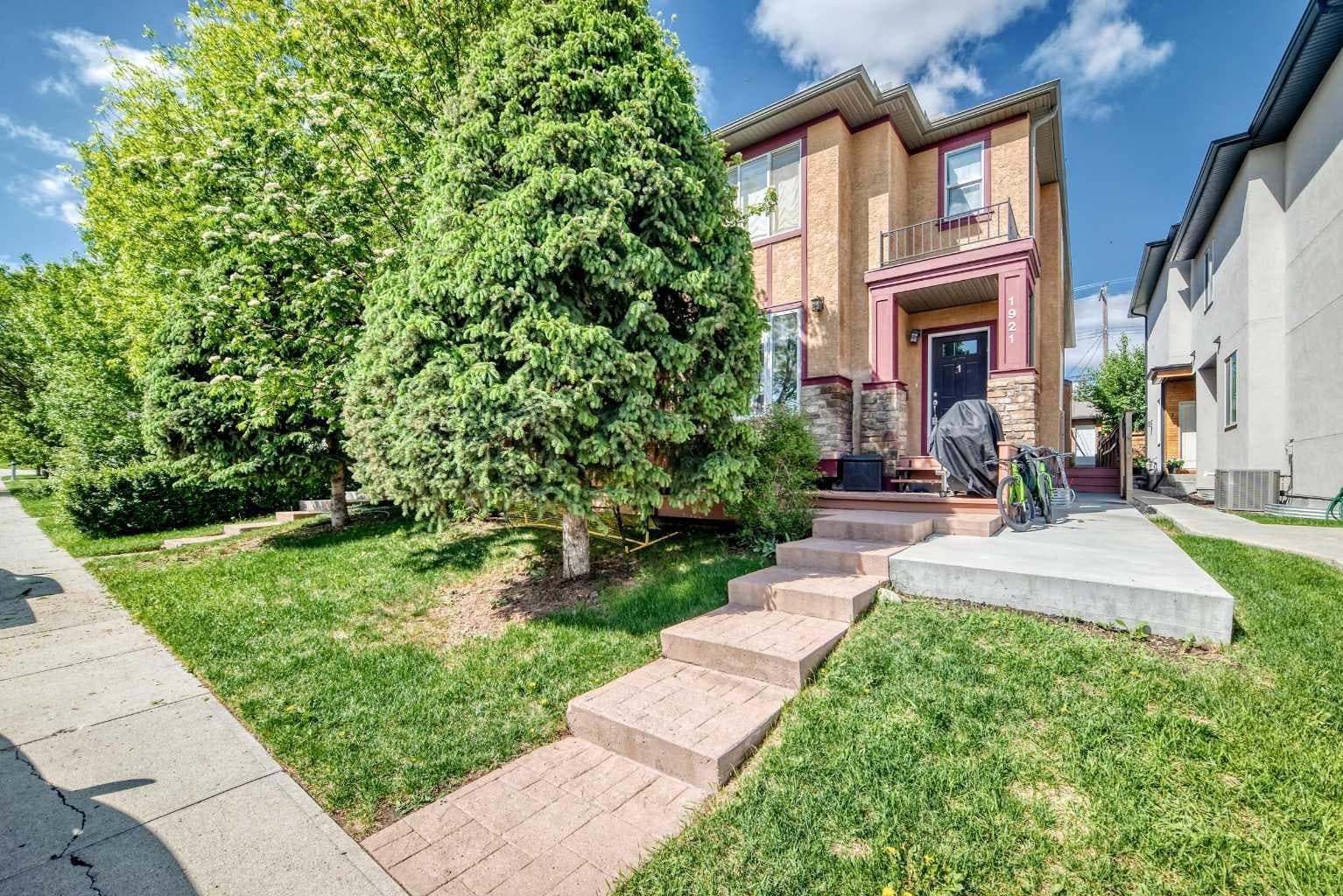 2, 1921 30 Street SW