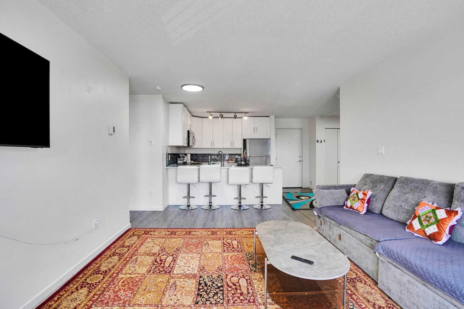 1312, 181 Skyview Ranch Manor NE