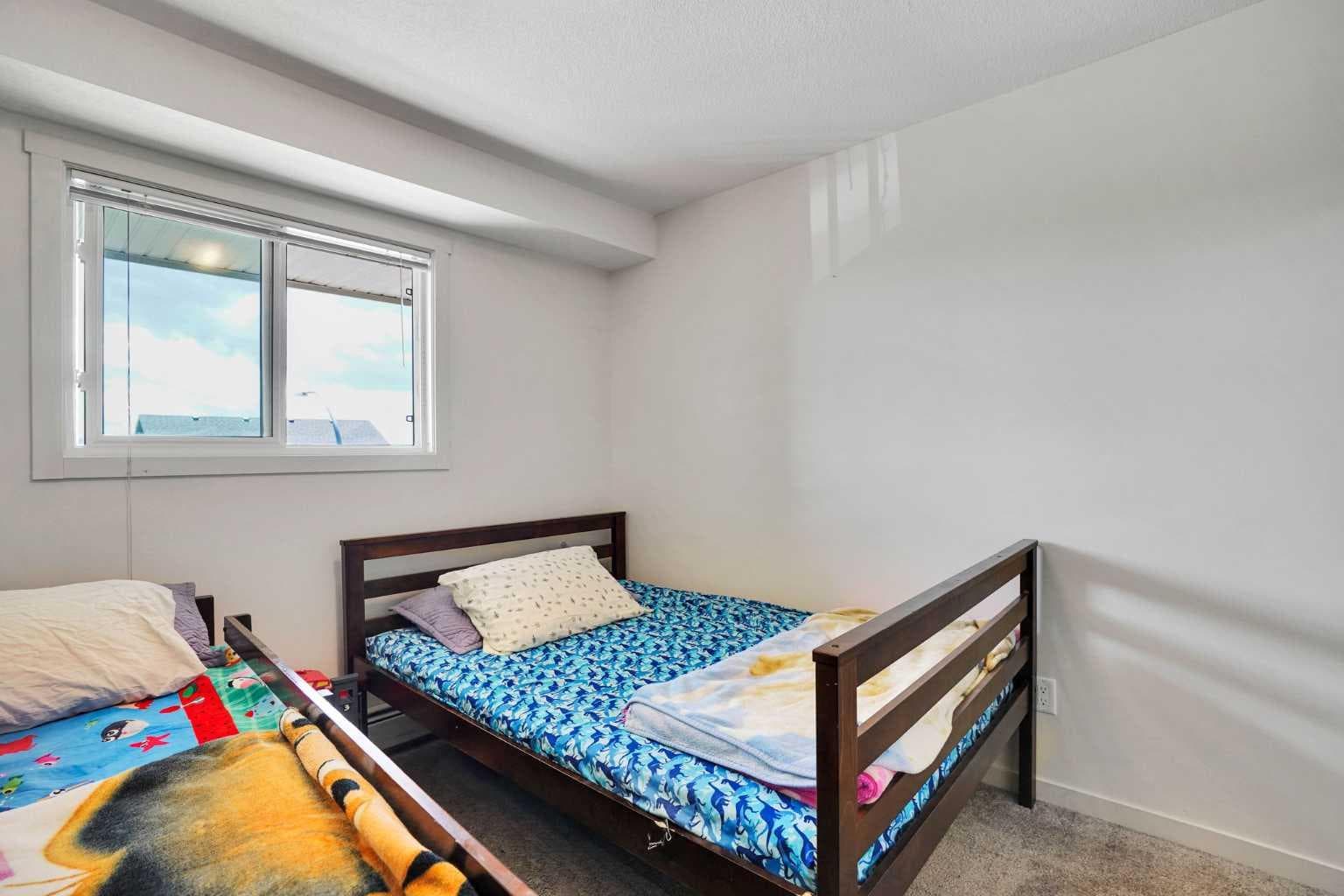 1312, 181 Skyview Ranch Manor NE