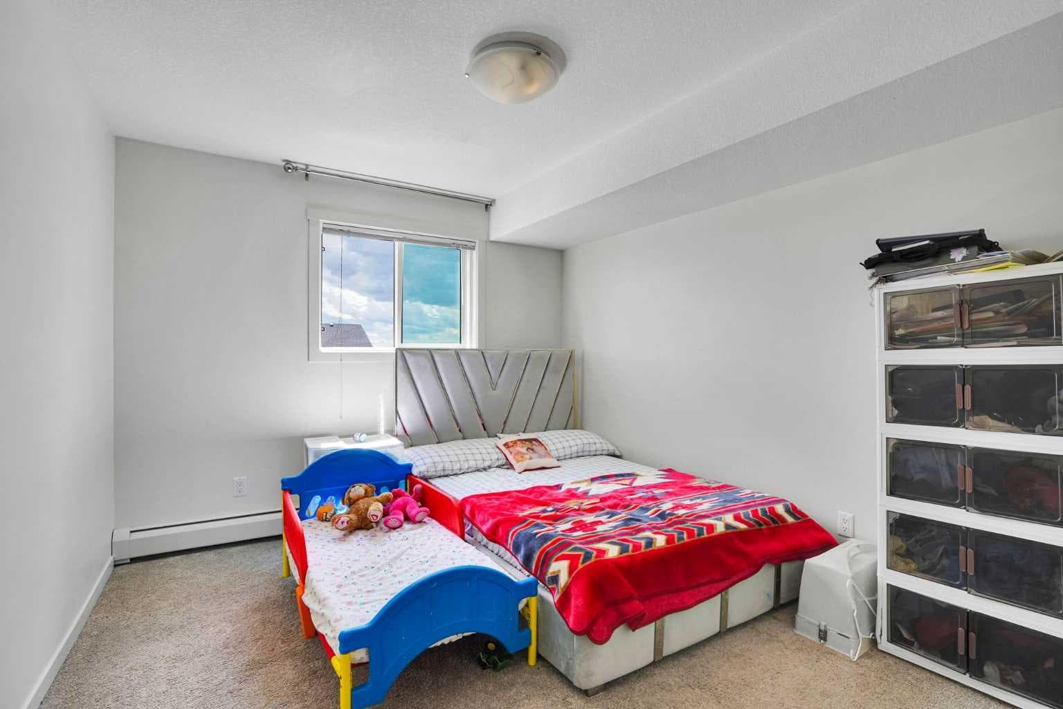 1312, 181 Skyview Ranch Manor NE