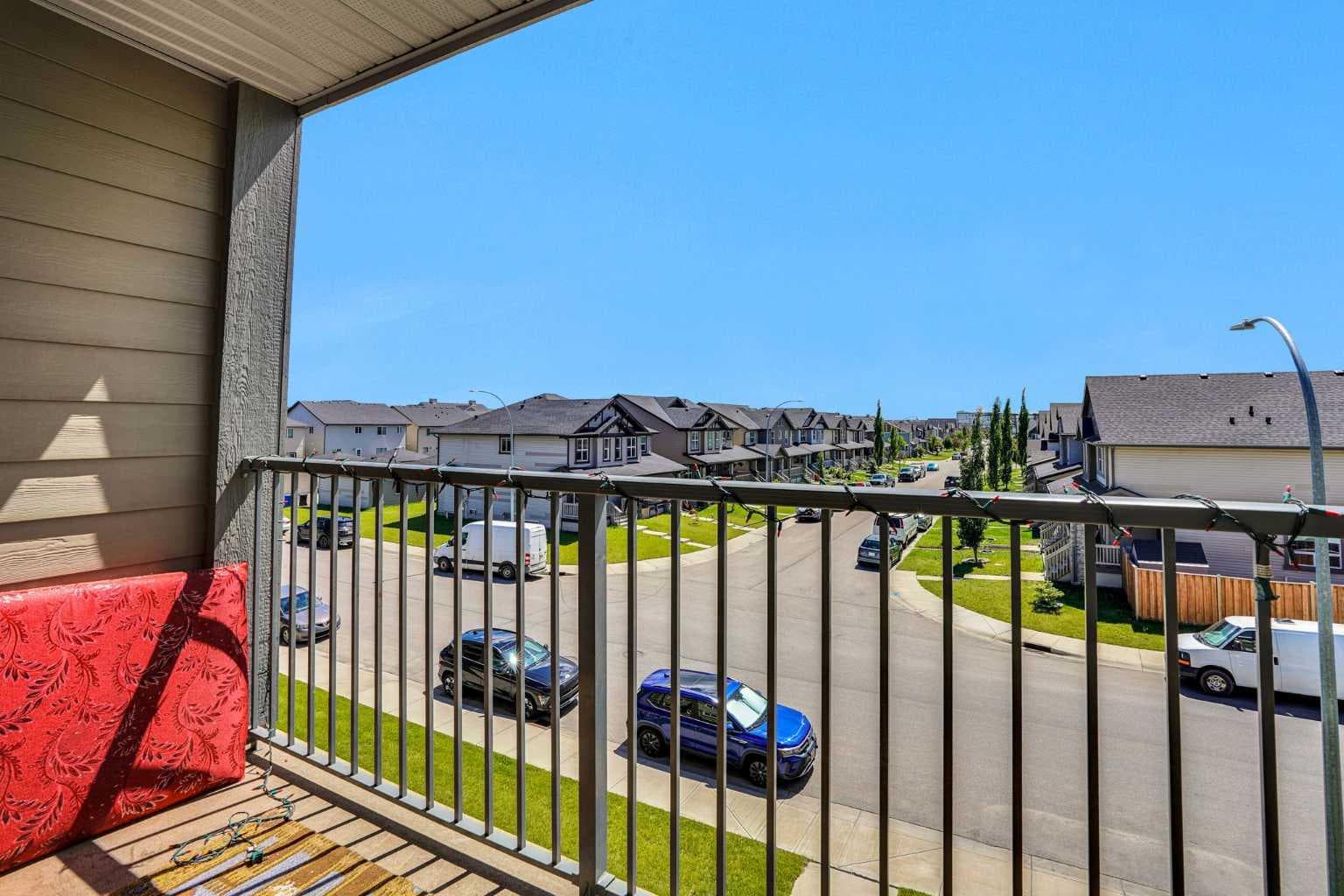 1312, 181 Skyview Ranch Manor NE