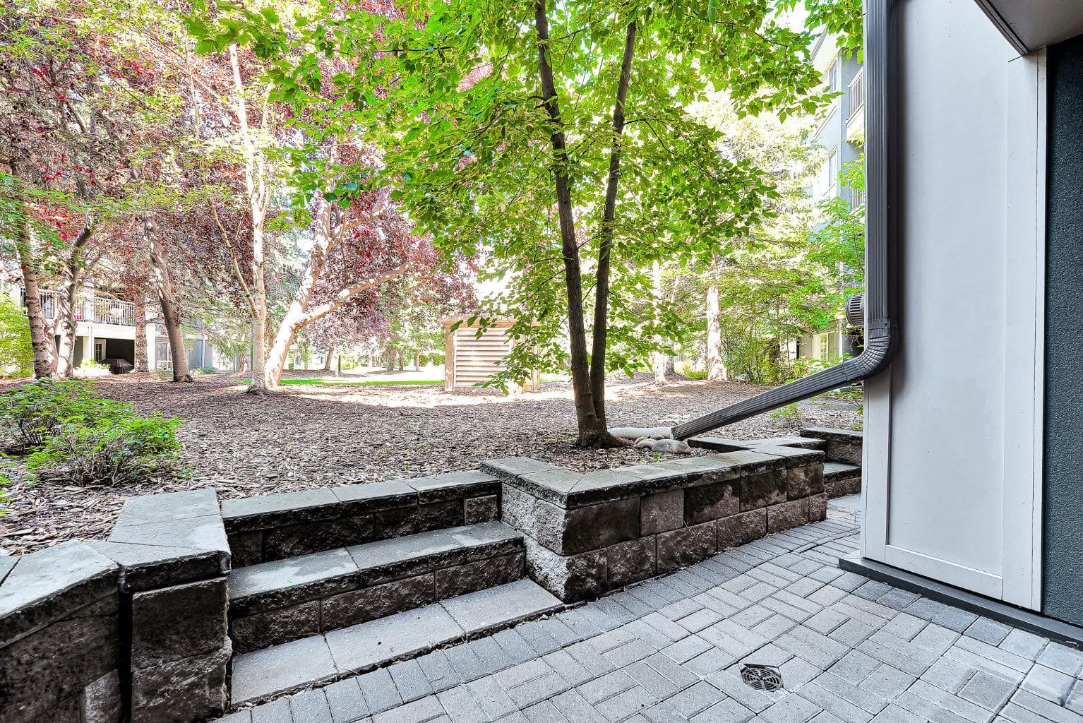 132, 35 Richard Court SW