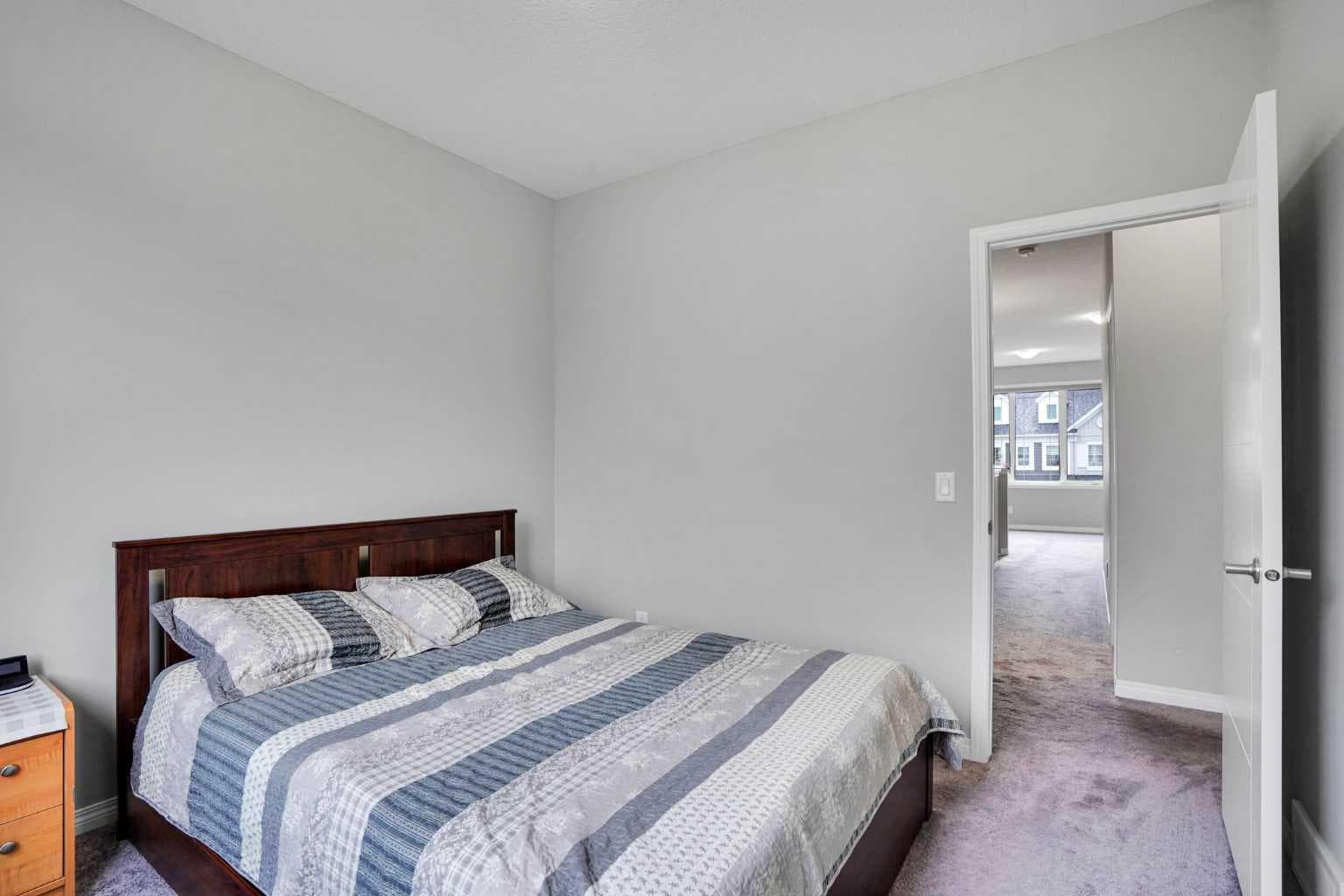 50 Cityside Terrace NE