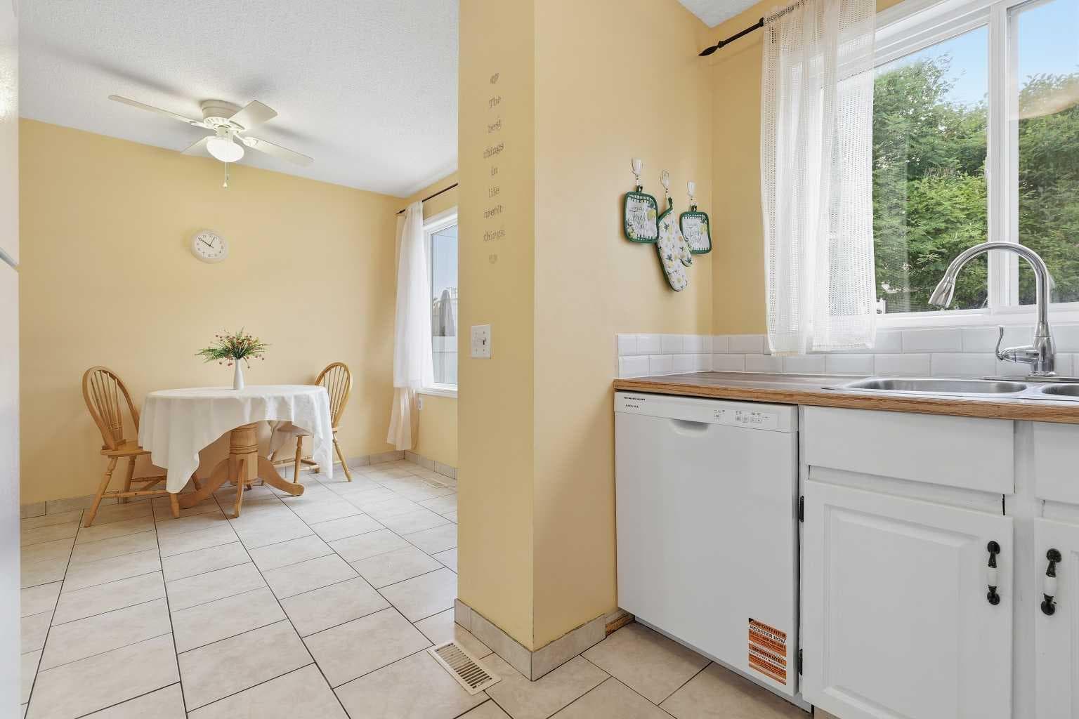 224, 999 Canyon Meadows Drive SW