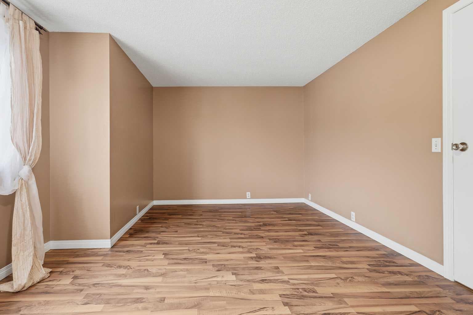 224, 999 Canyon Meadows Drive SW