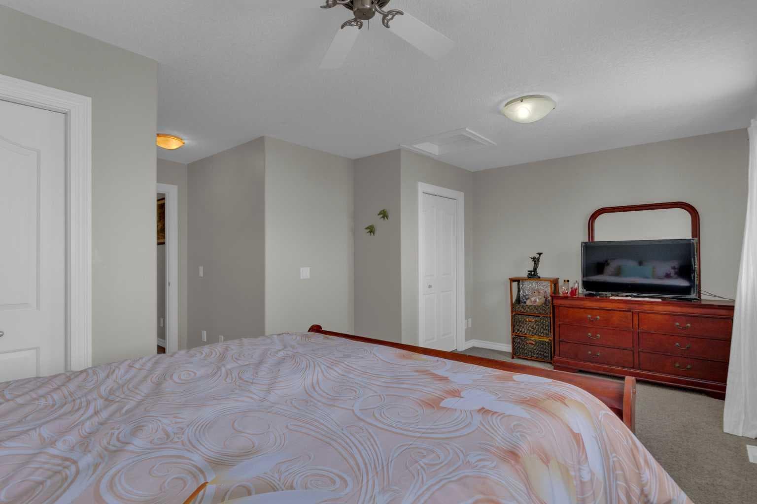 10 West Cedar Rise SW