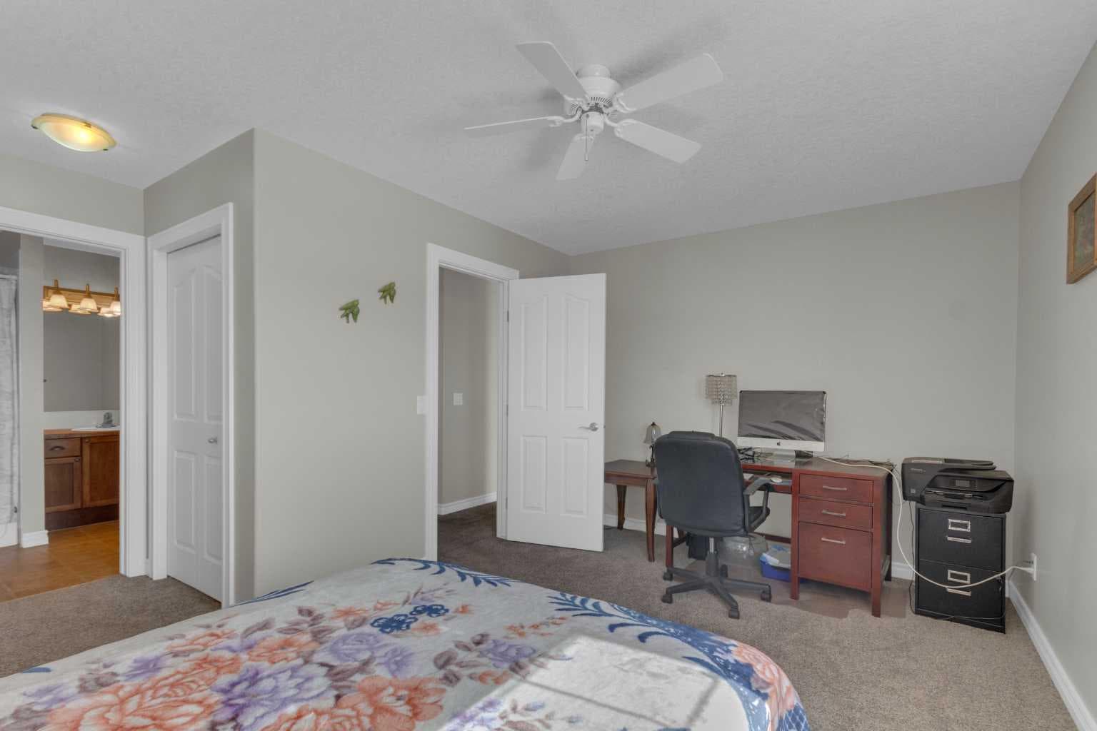 10 West Cedar Rise SW